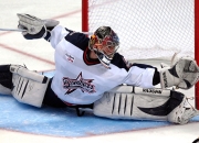 九游体育APP下载-破晓前的银箭，一场改写F1新纪元剧本的唯一战役