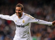 九游娱乐-风城玫瑰凋零夜，明尼苏达狼群中绽放的拉文证明，有些告别，是为了更好的重逢