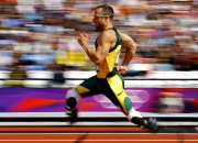 九游娱乐app下载-小贾伦末节狂飙20分，雄鹿决胜局力克独行侠锁定季后赛席位