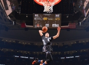 九游体育APP下载-维尼修斯，大场面先生降临！那不勒斯风暴冲垮马赛铁壁