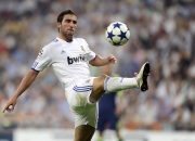 九游VIP-孤胆英雄难敌整体节奏，詹姆斯独木擎天，绿军精密体系瓦解黄蜂