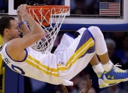 九游体育APP下载-戈贝尔式爆发！山西队以团队篮球正面击溃国王，诠释东方韧性