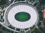 九游官网-舞步独奏，拉梅洛·鲍尔如何以唯一节奏主宰雄鹿对阵黄蜂之夜