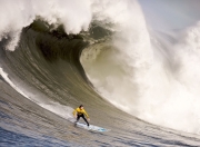 九游娱乐app下载-冰与火的对决，杜兰特关键回合不手软，76人巅峰战险胜热火