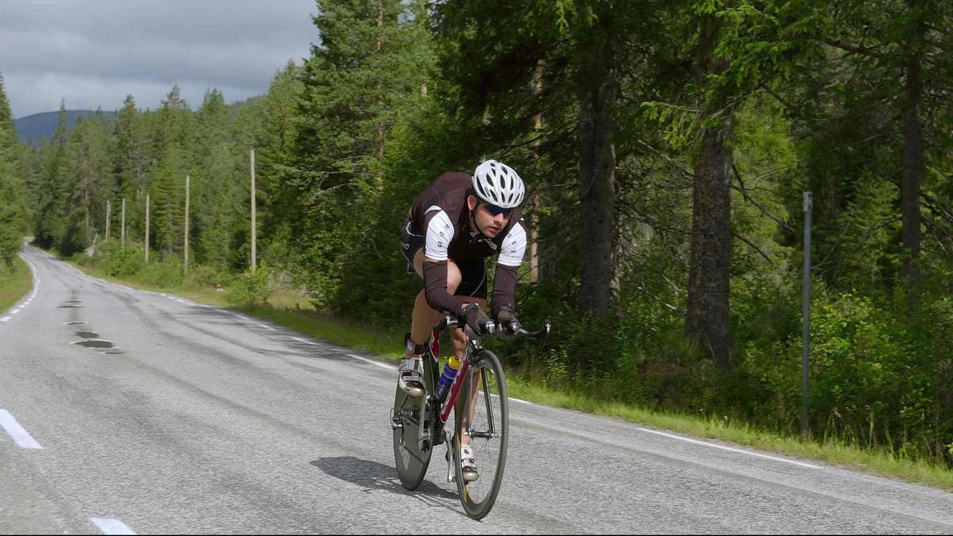 突尼斯力克加拿大，库尔图瓦成为关键先生