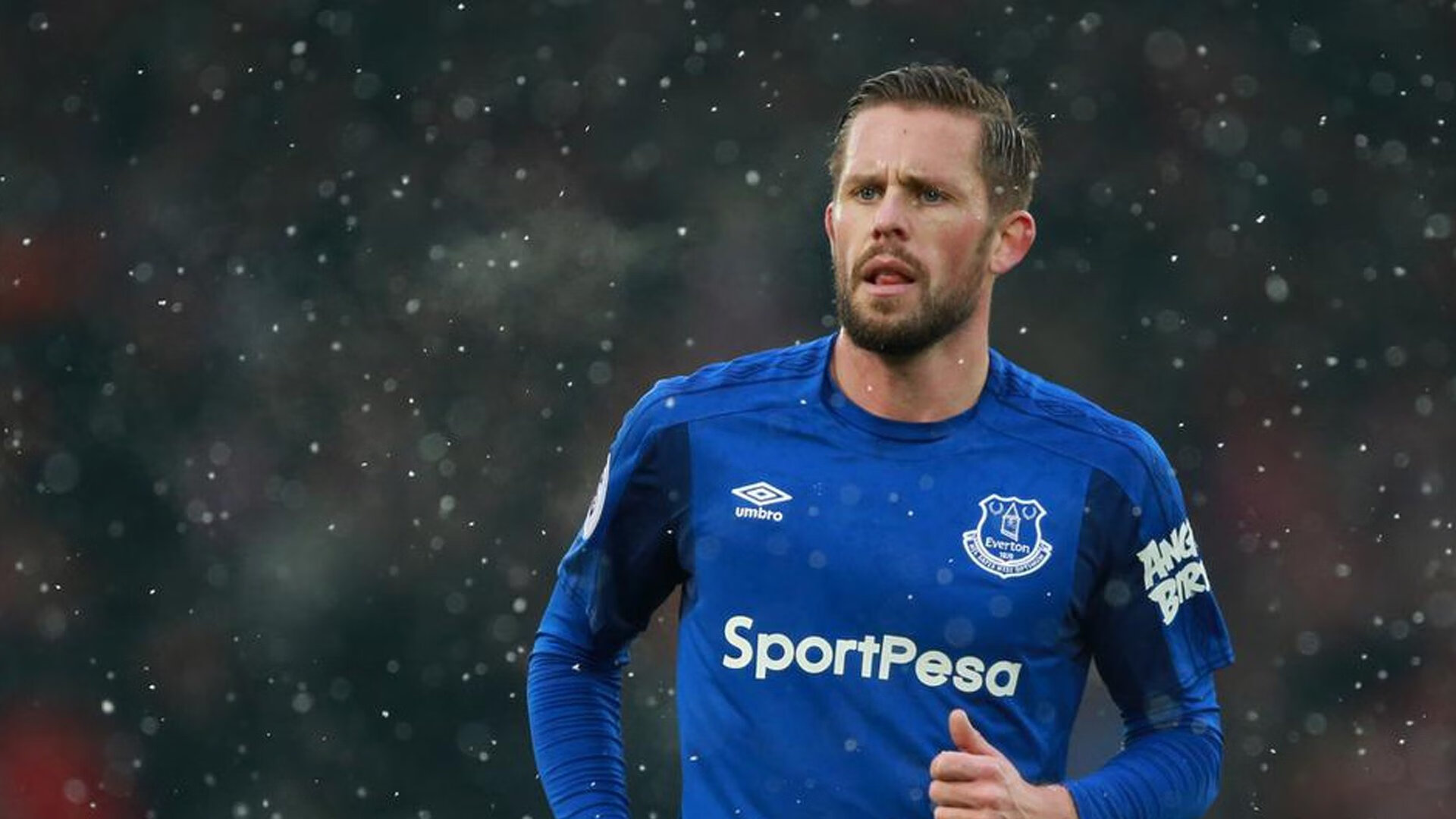 库里成为胜负手,公牛斩落独行侠,一场跨越时空的篮球想象